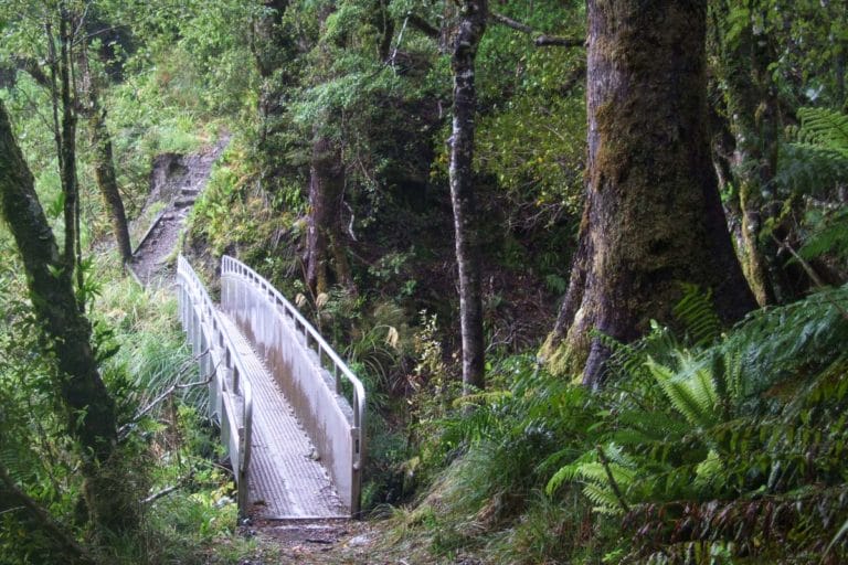 Aluminium bridge