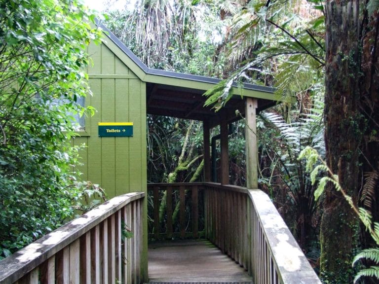 Clean toilets at the beginning of the walk