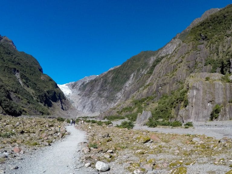 Waiho Riverbed walk on your way to the Franz Josef Glacier